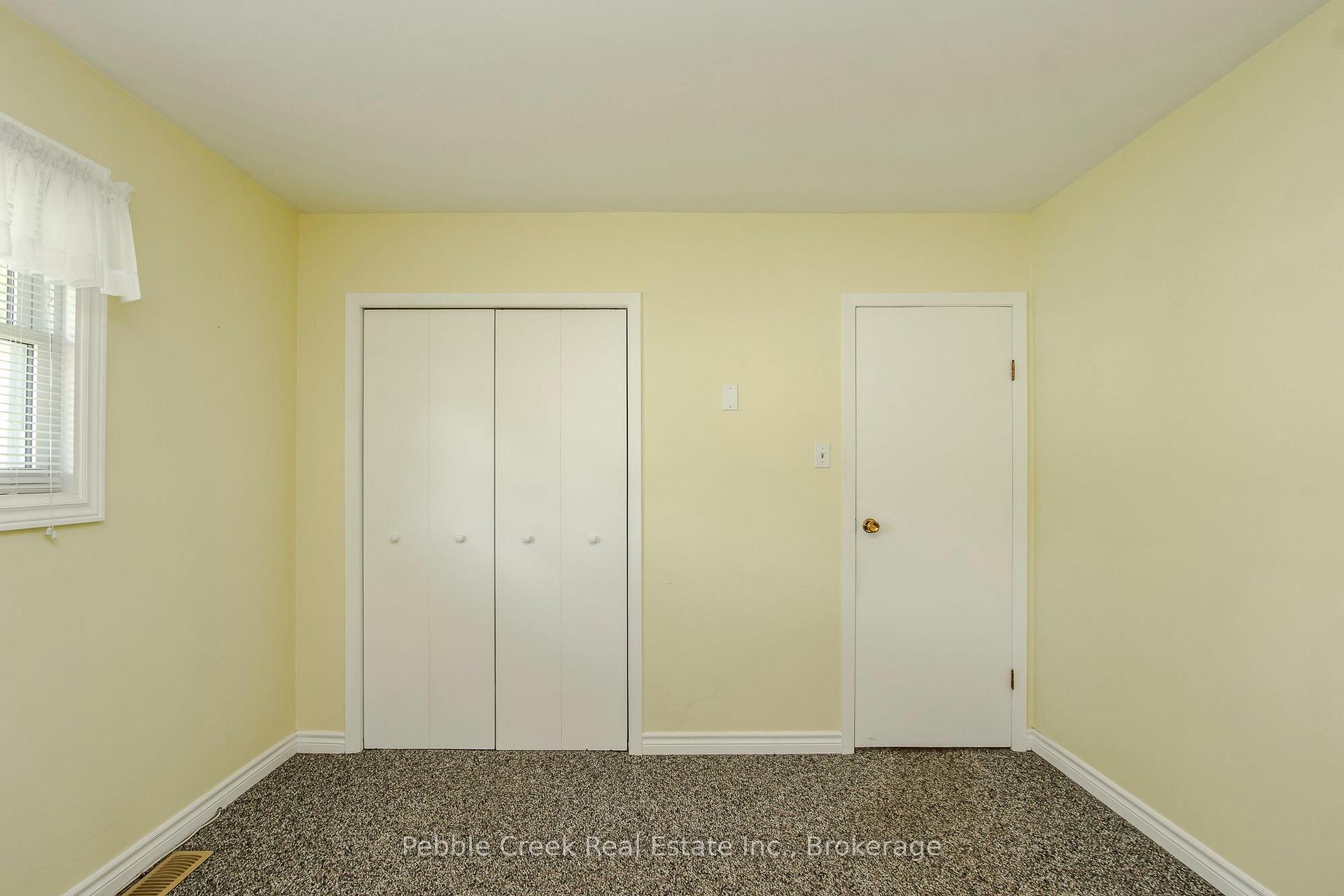Photo 23 of 172 Elgin Avenue W, Goderich, Goderich (Town) — HOMEH
