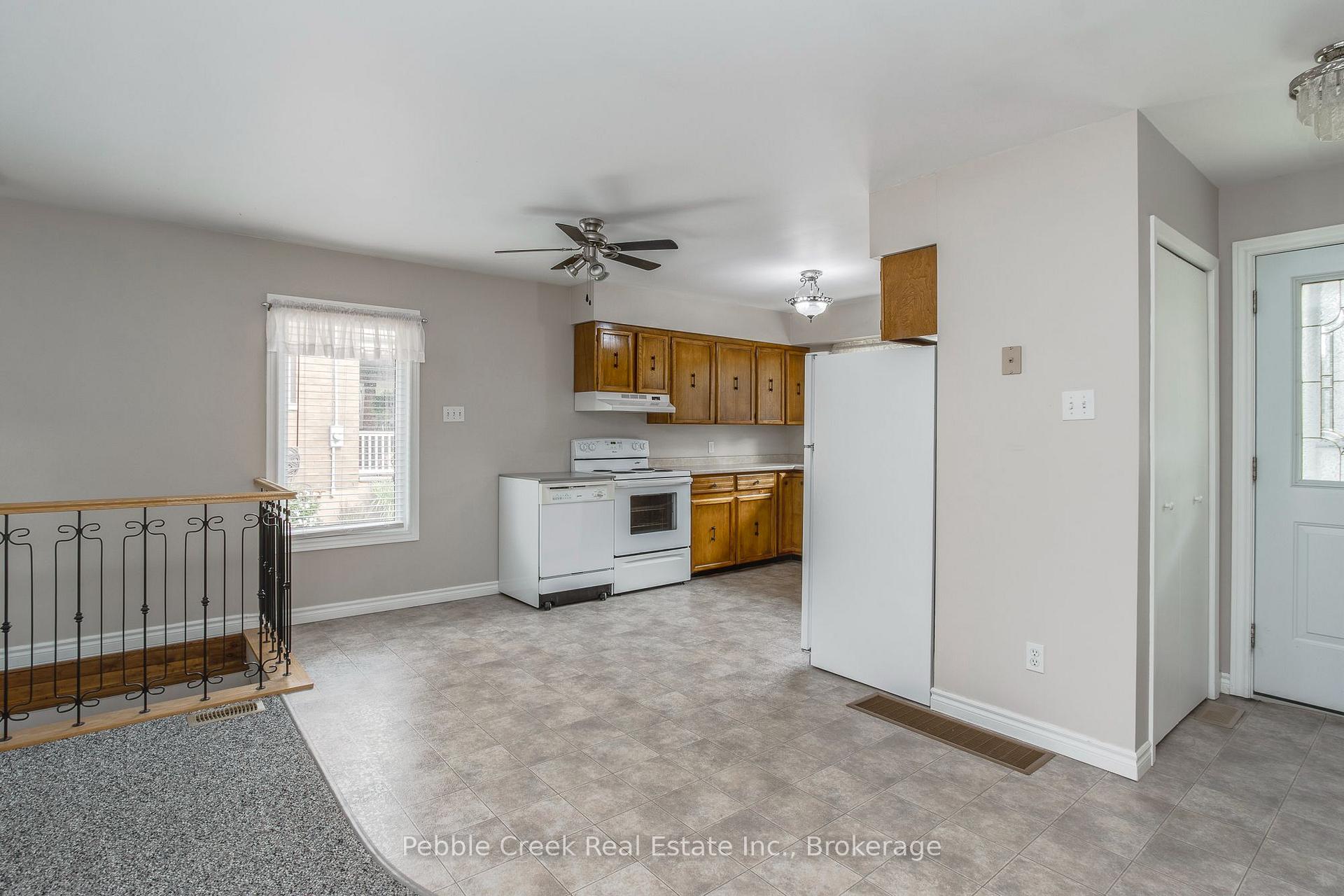 Photo 31 of 172 Elgin Avenue W, Goderich, Goderich (Town) — HOMEH