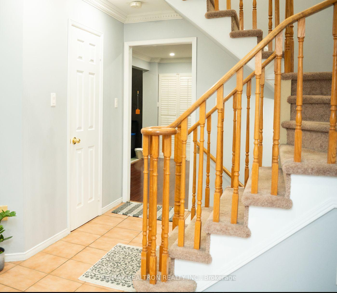 Photo 16 of 2065 Blue Ridge Crescent, Pickering, Brock Ridge — HOMEH