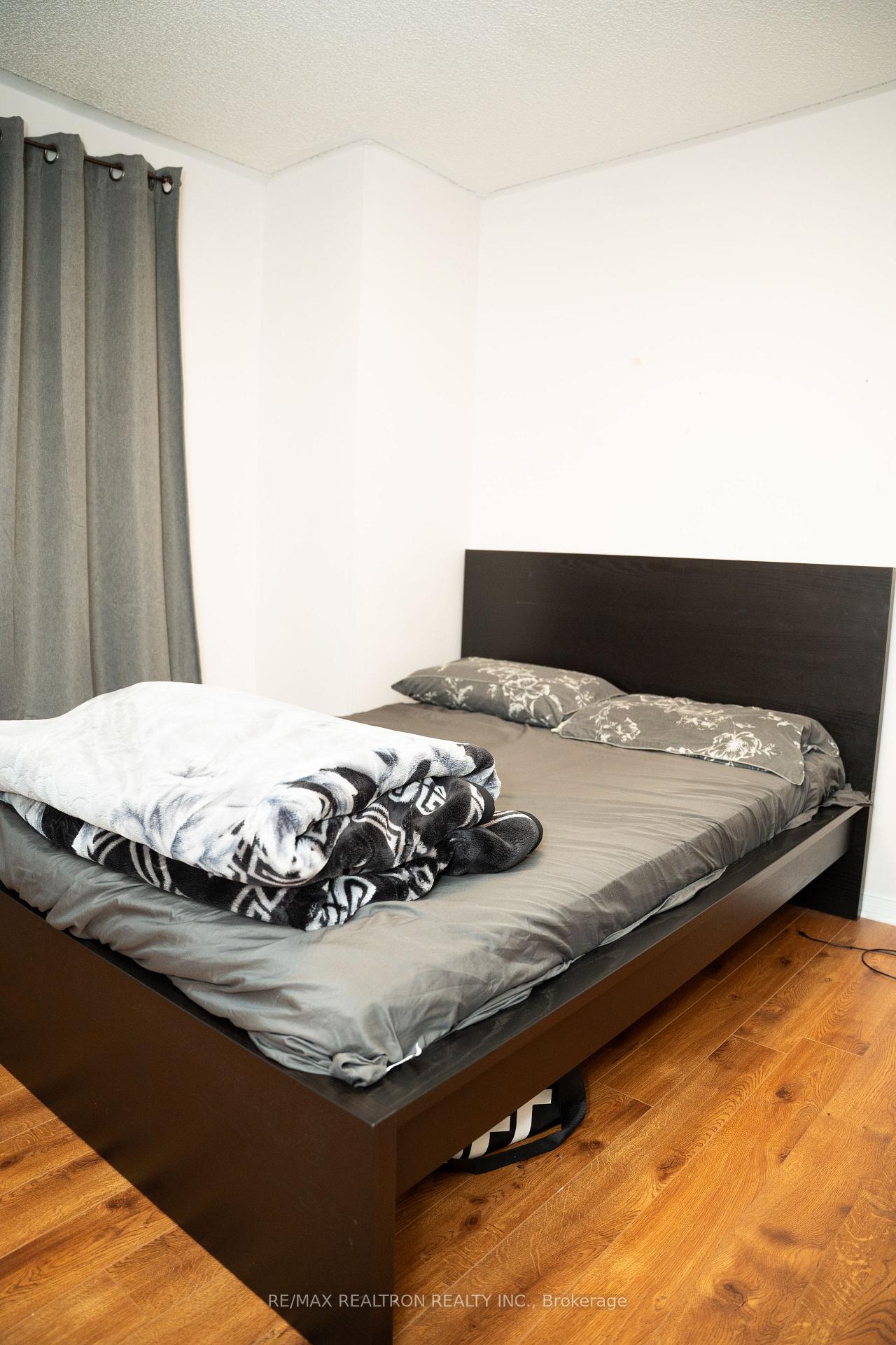 Photo 43 of 2065 Blue Ridge Crescent, Pickering, Brock Ridge — HOMEH