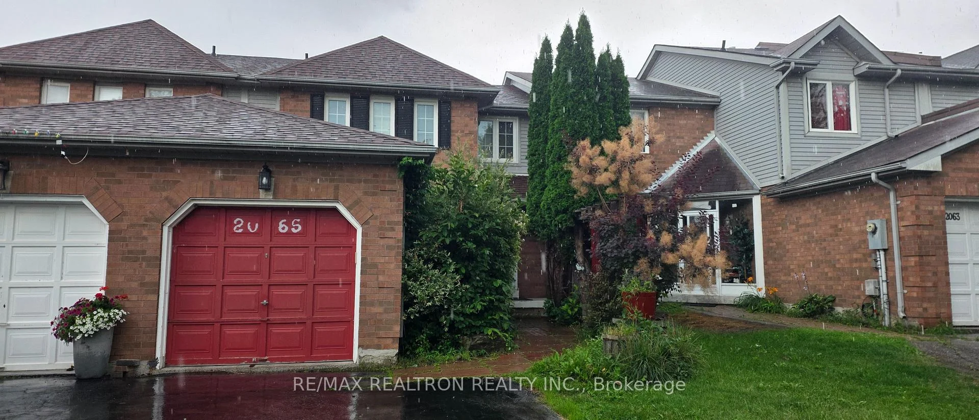 Photo 6 of 2065 Blue Ridge Crescent, Pickering, Brock Ridge — HOMEH