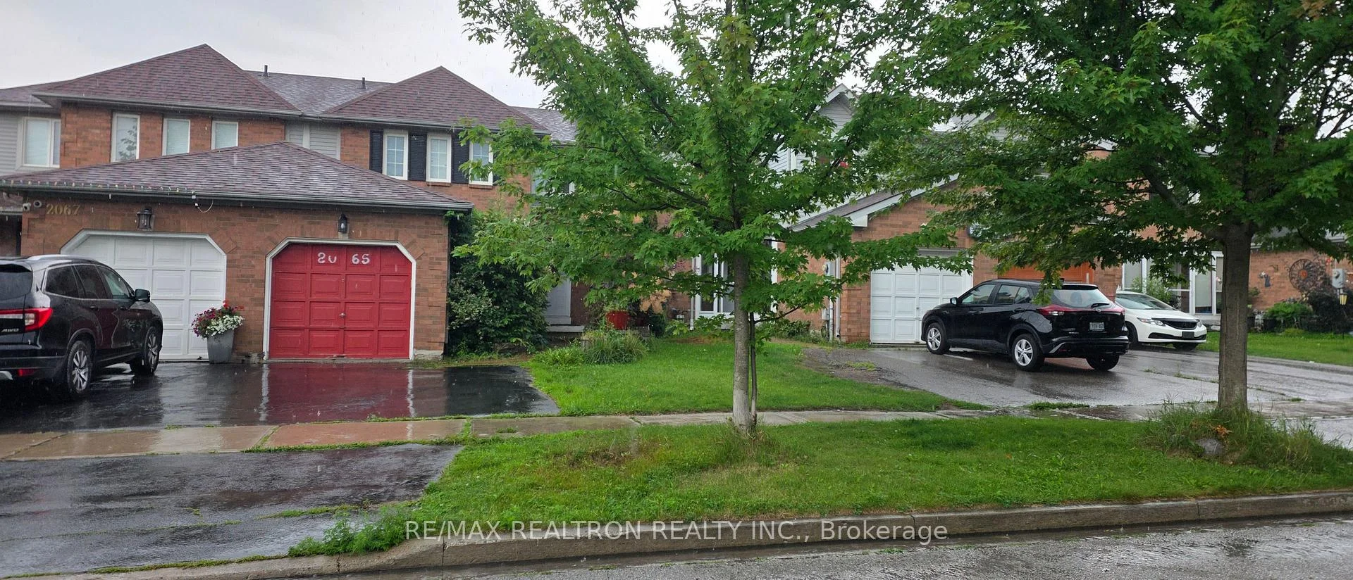 Photo 7 of 2065 Blue Ridge Crescent, Pickering, Brock Ridge — HOMEH