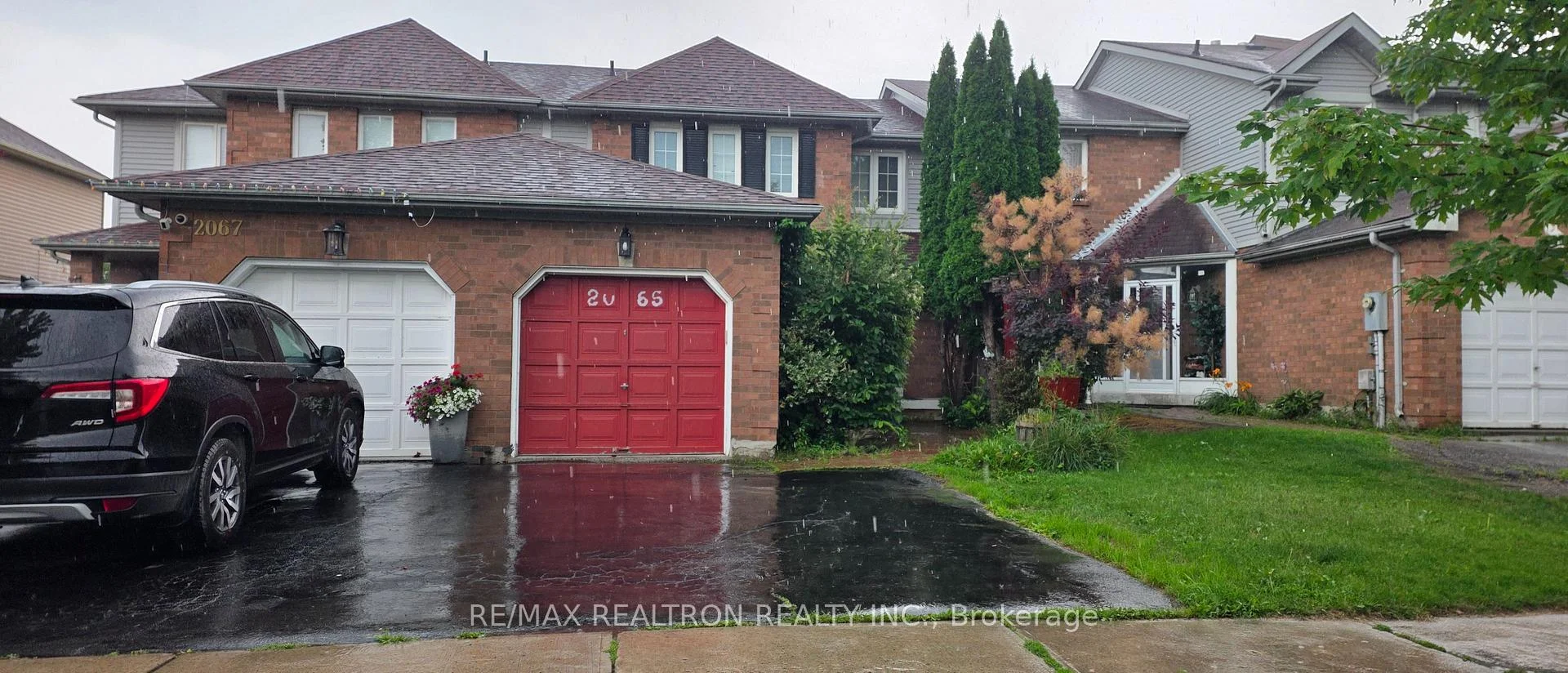 Photo 8 of 2065 Blue Ridge Crescent, Pickering, Brock Ridge — HOMEH