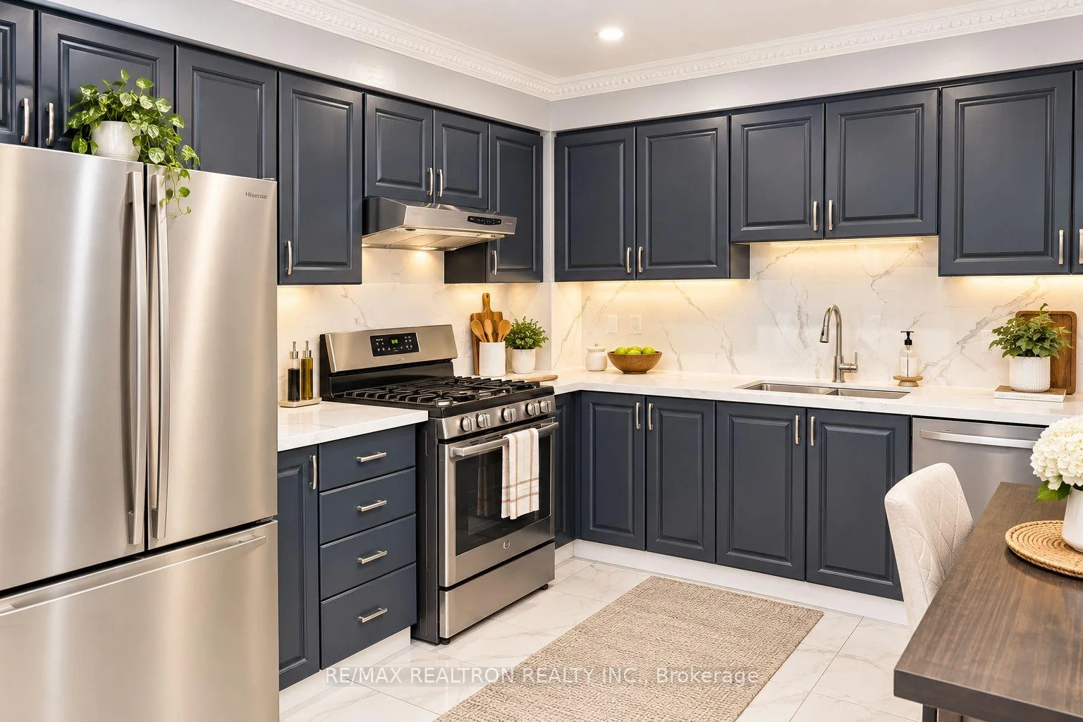 Photo 9 of 2065 Blue Ridge Crescent, Pickering, Brock Ridge — HOMEH