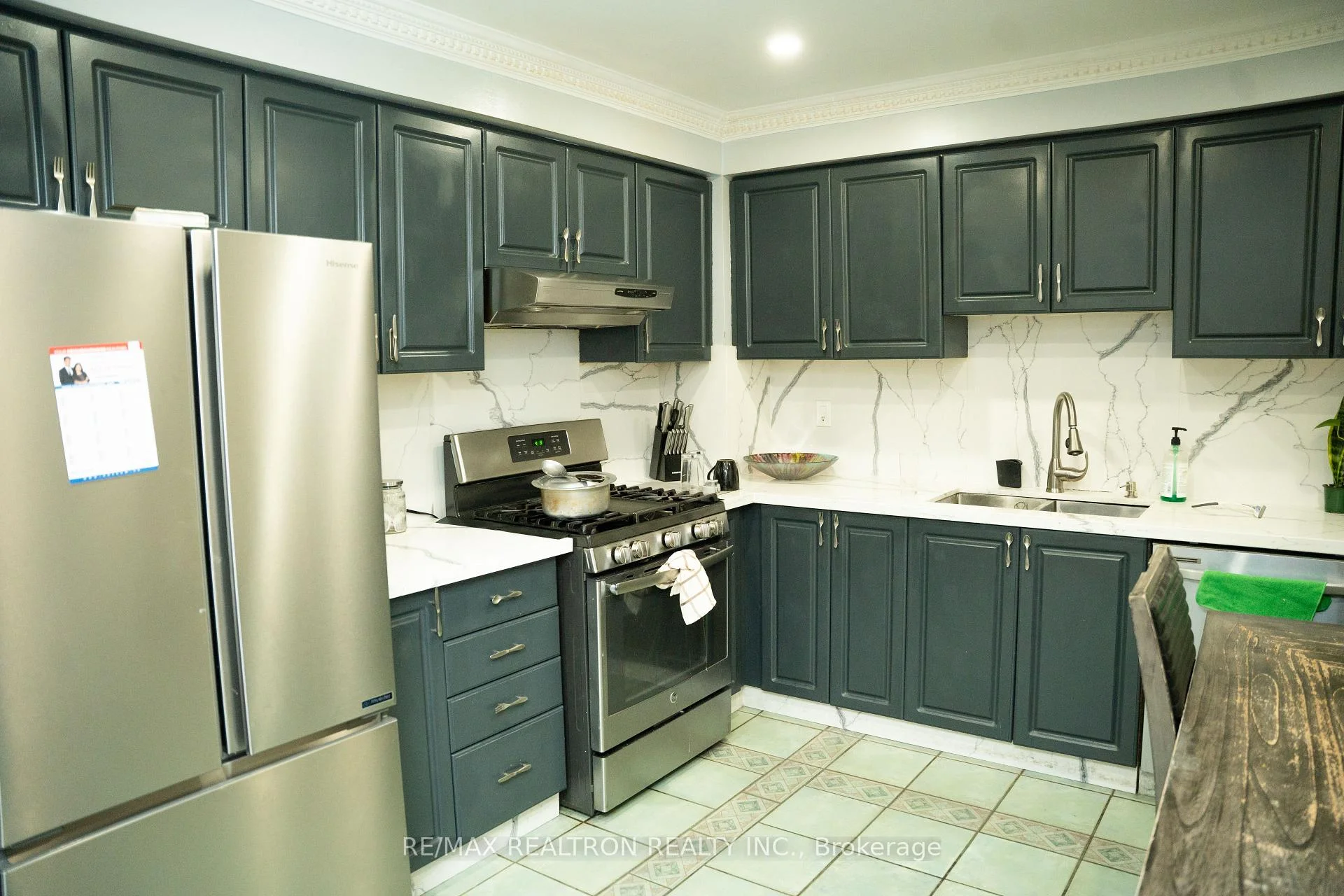 Photo 19 of 2065 Blue Ridge Crescent, Pickering, Brock Ridge — HOMEH
