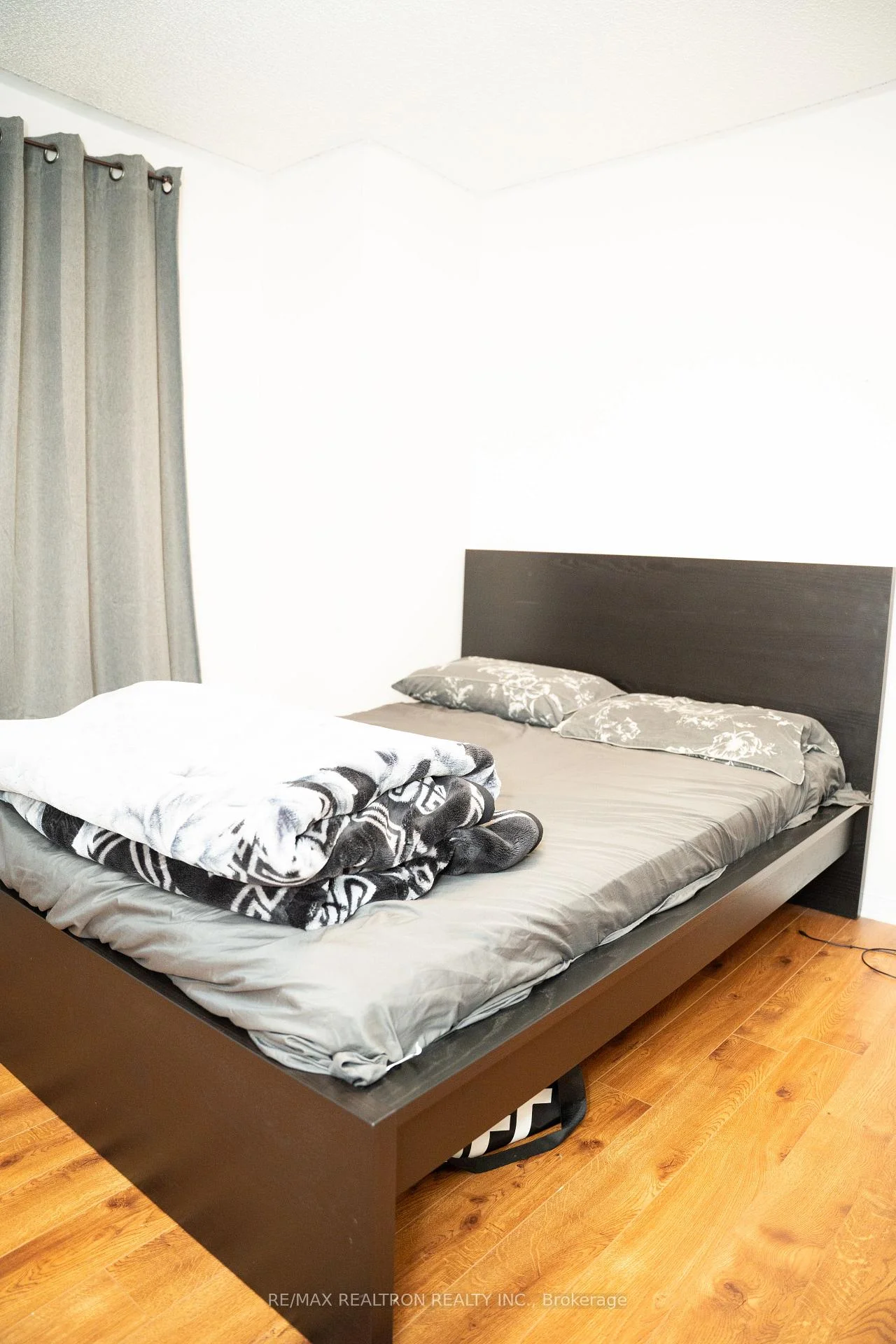 Photo 26 of 2065 Blue Ridge Crescent, Pickering, Brock Ridge — HOMEH