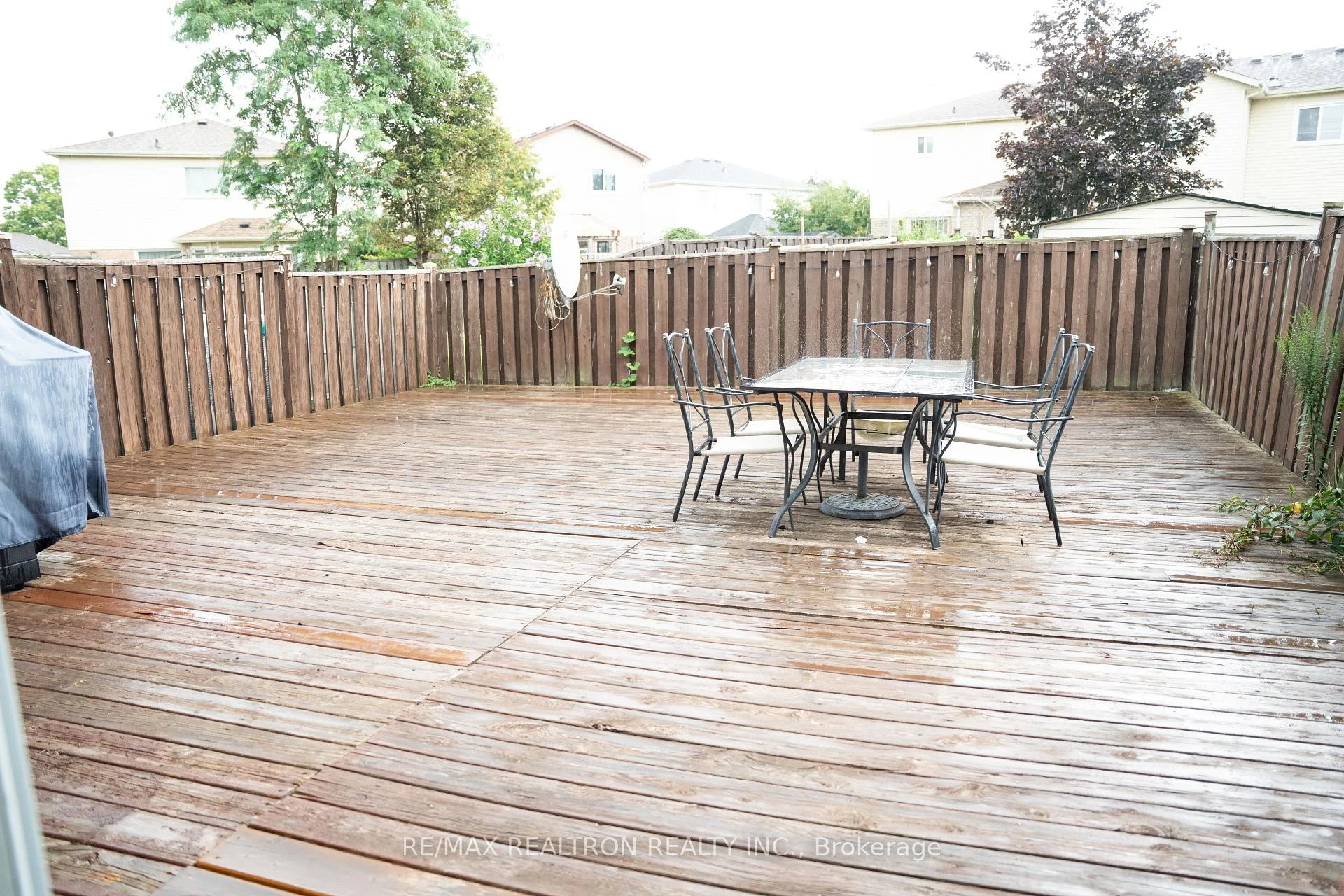 Photo 44 of 2065 Blue Ridge Crescent, Pickering, Brock Ridge — HOMEH