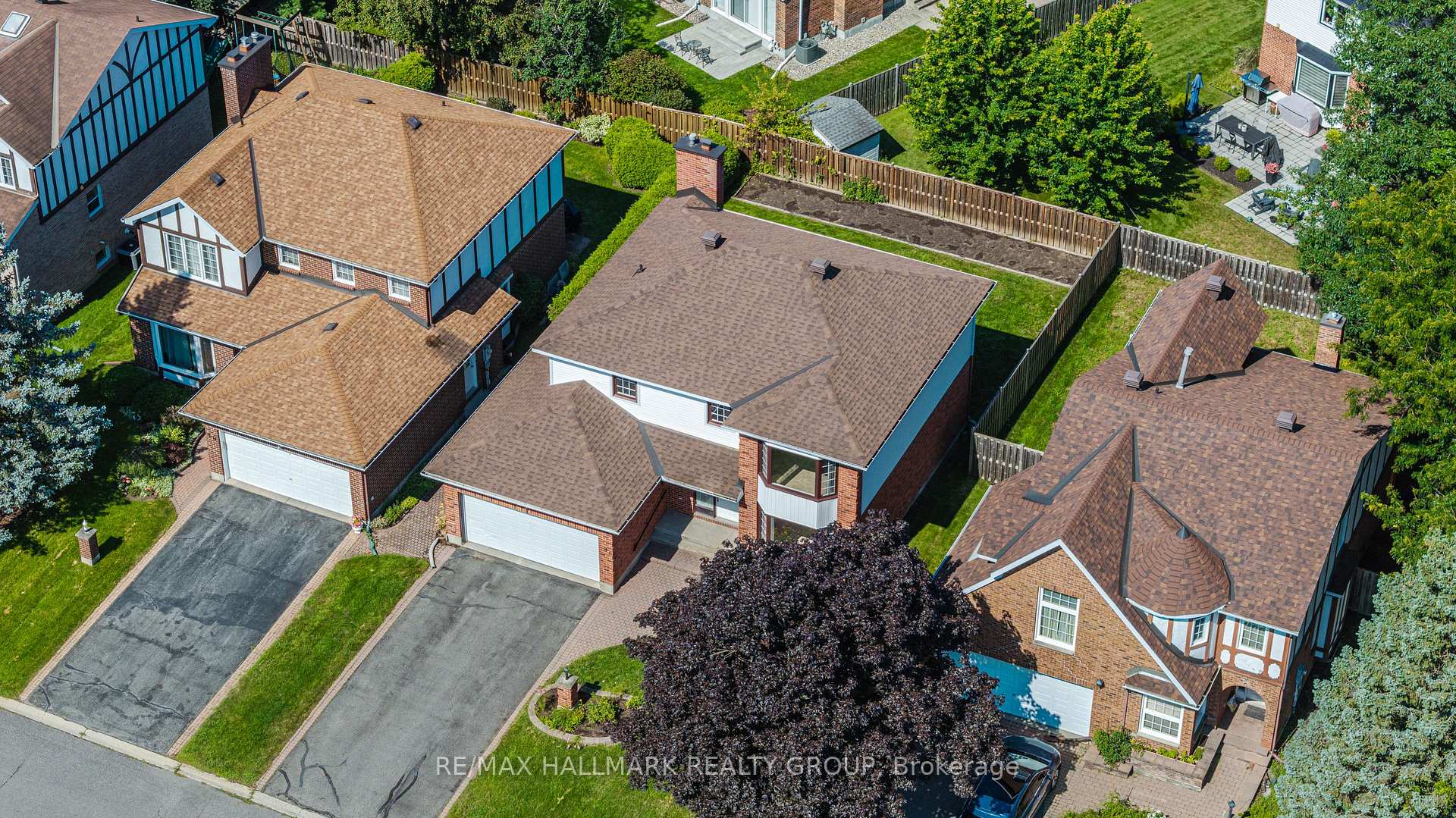 Photo 43 of 38 Bateman Drive, Ottawa, Manordale — HOMEH