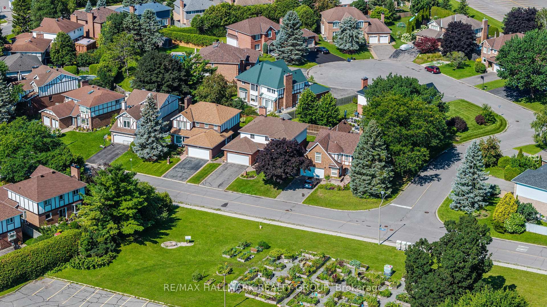 Photo 47 of 38 Bateman Drive, Ottawa, Manordale — HOMEH
