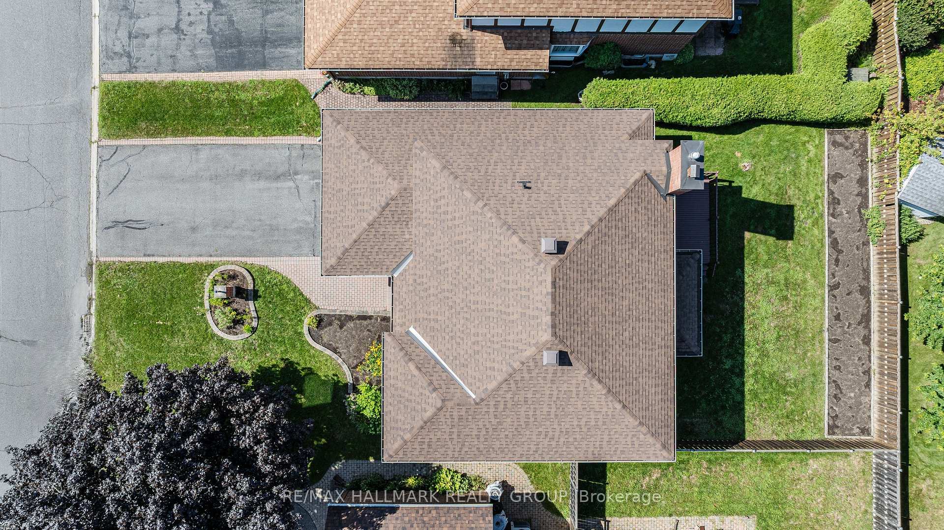 Photo 50 of 38 Bateman Drive, Ottawa, Manordale — HOMEH