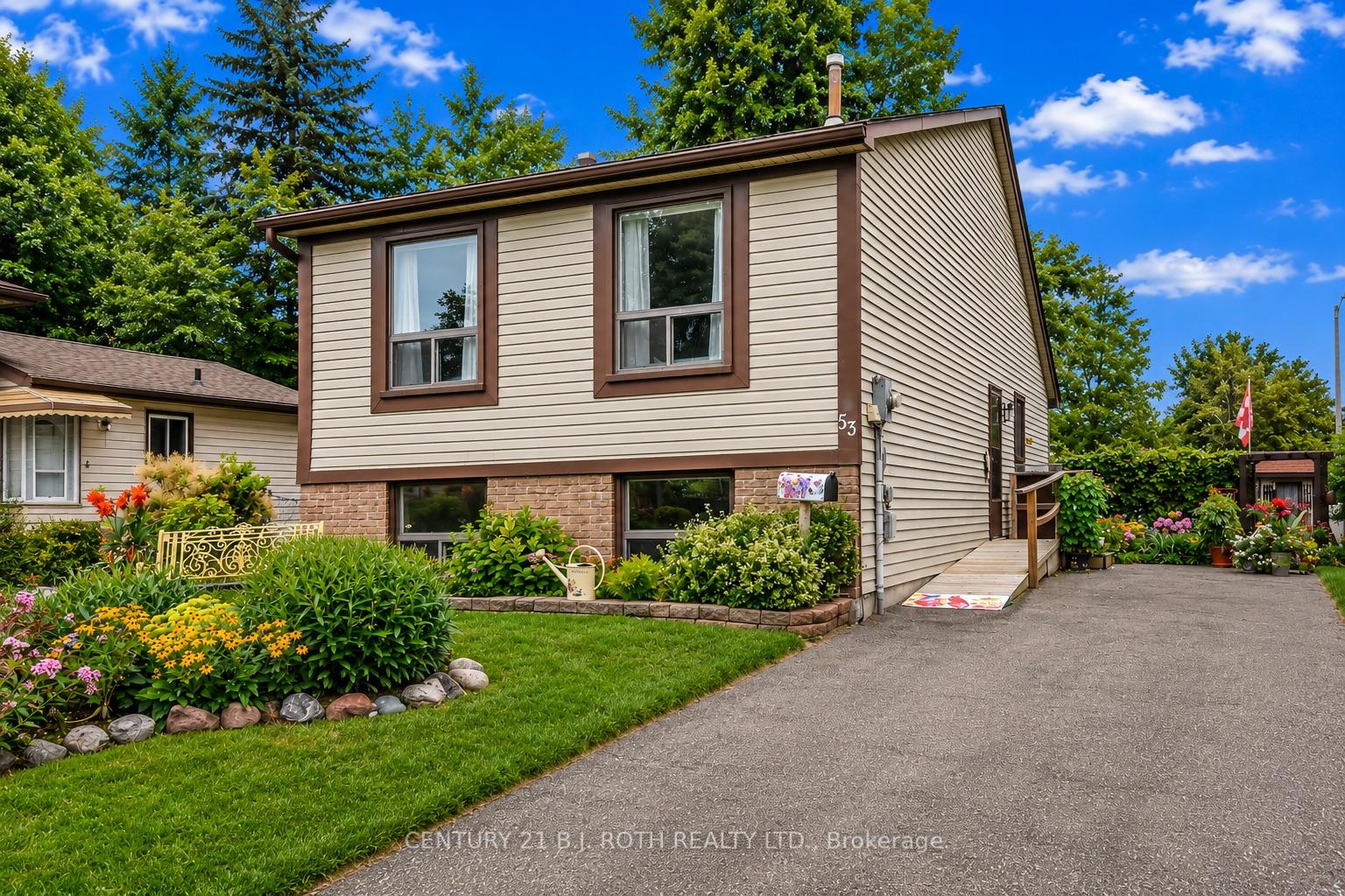 Photo 1 of 53 Mowat Crescent, Barrie, Letitia Heights — HOMEH