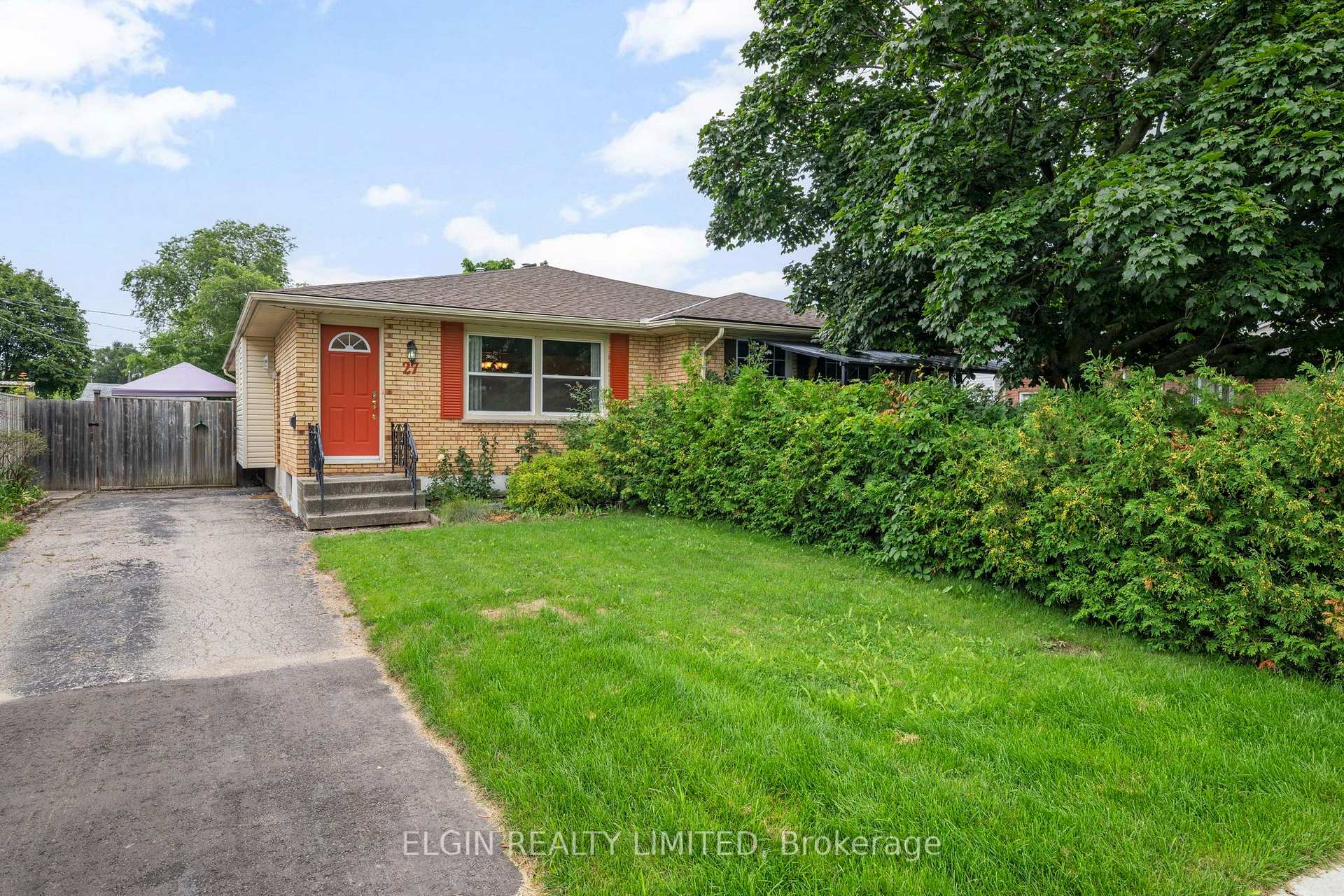 Photo 1 of 27 Vanier Place, St. Thomas — HOMEH