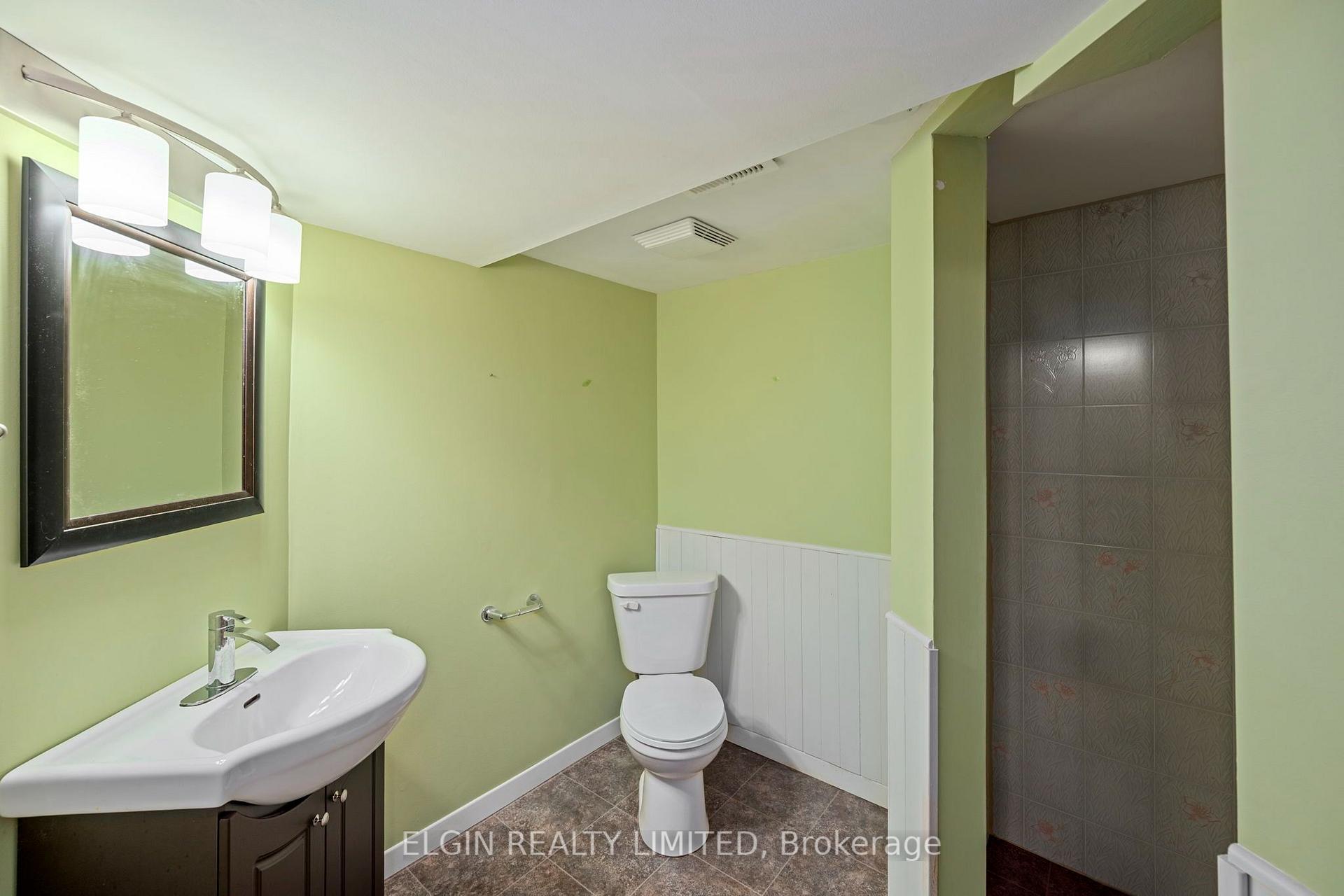 Photo 20 of 27 Vanier Place, St. Thomas — HOMEH