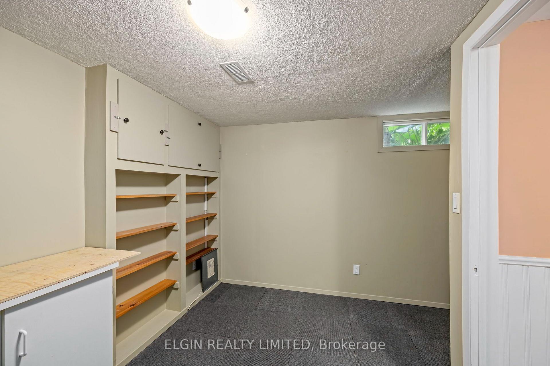 Photo 21 of 27 Vanier Place, St. Thomas — HOMEH