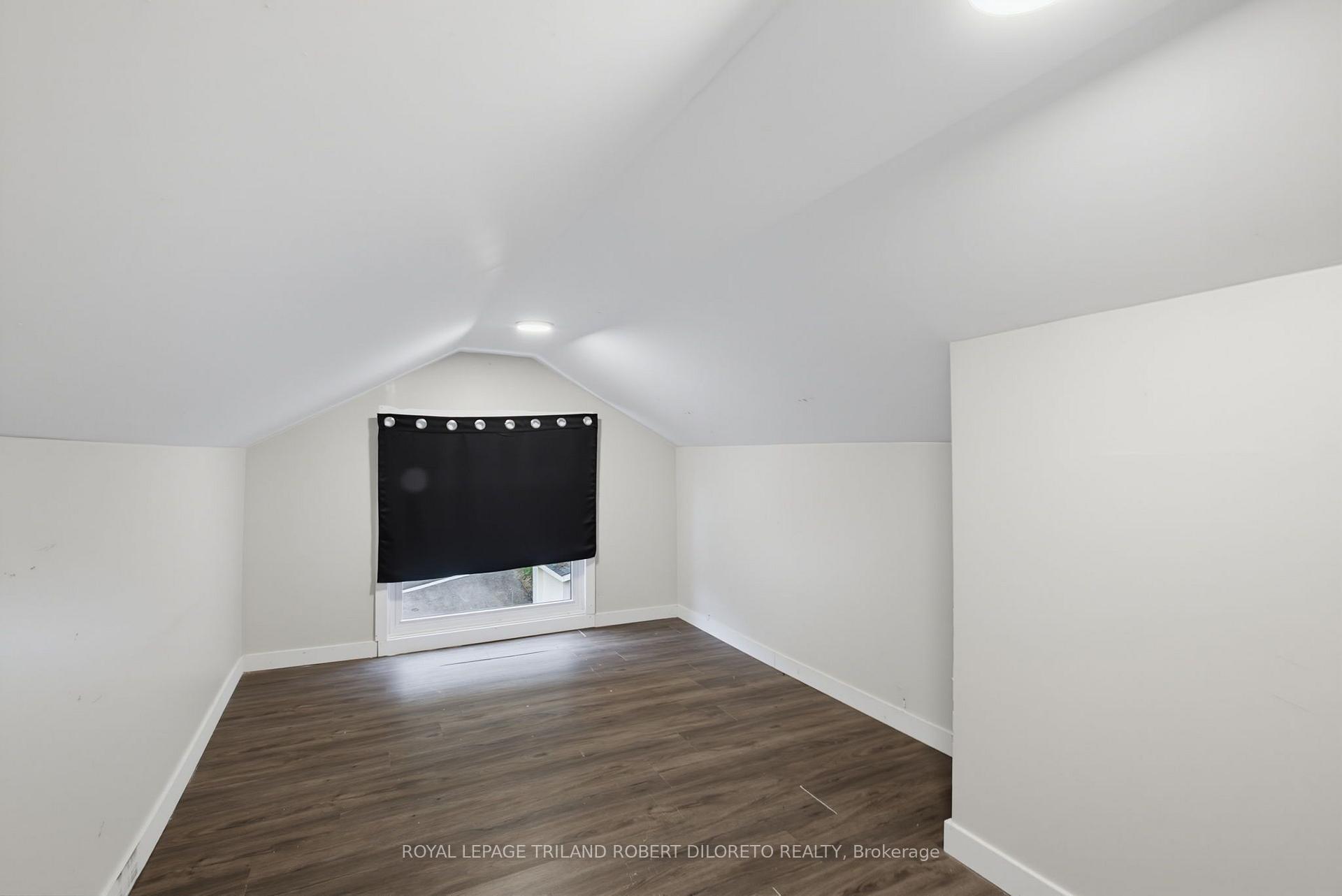 Photo 33 of 7 Elmhurst Street, Middlesex Centre, Kilworth — HOMEH