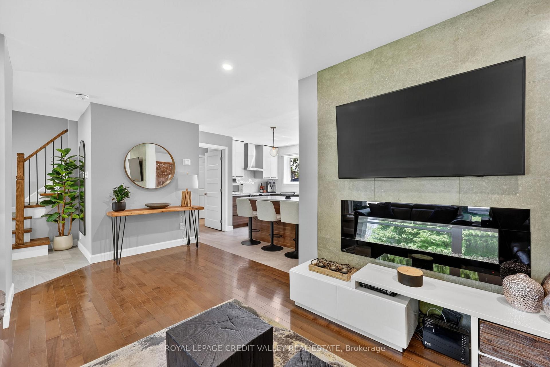 Photo 9 of 185 Bartley Bull Parkway, Brampton, Brampton East — HOMEH