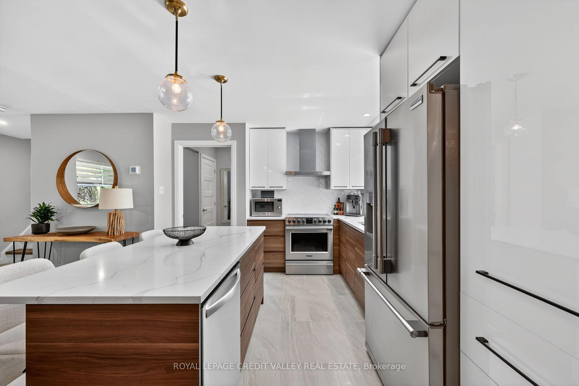 Photo 13 of 185 Bartley Bull Parkway, Brampton, Brampton East — HOMEH