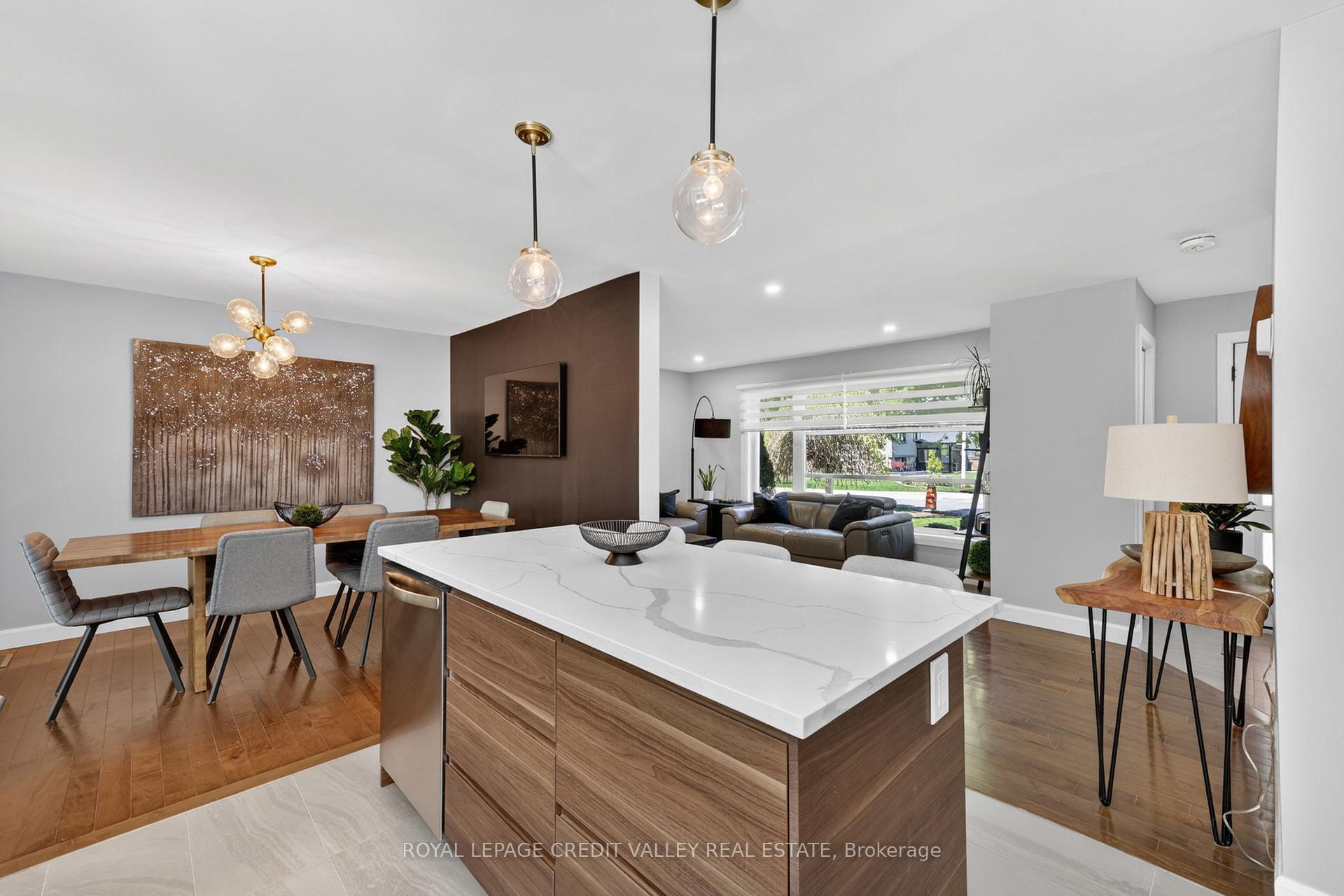 Photo 15 of 185 Bartley Bull Parkway, Brampton, Brampton East — HOMEH