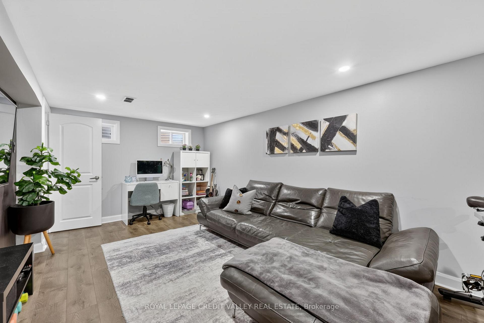 Photo 31 of 185 Bartley Bull Parkway, Brampton, Brampton East — HOMEH