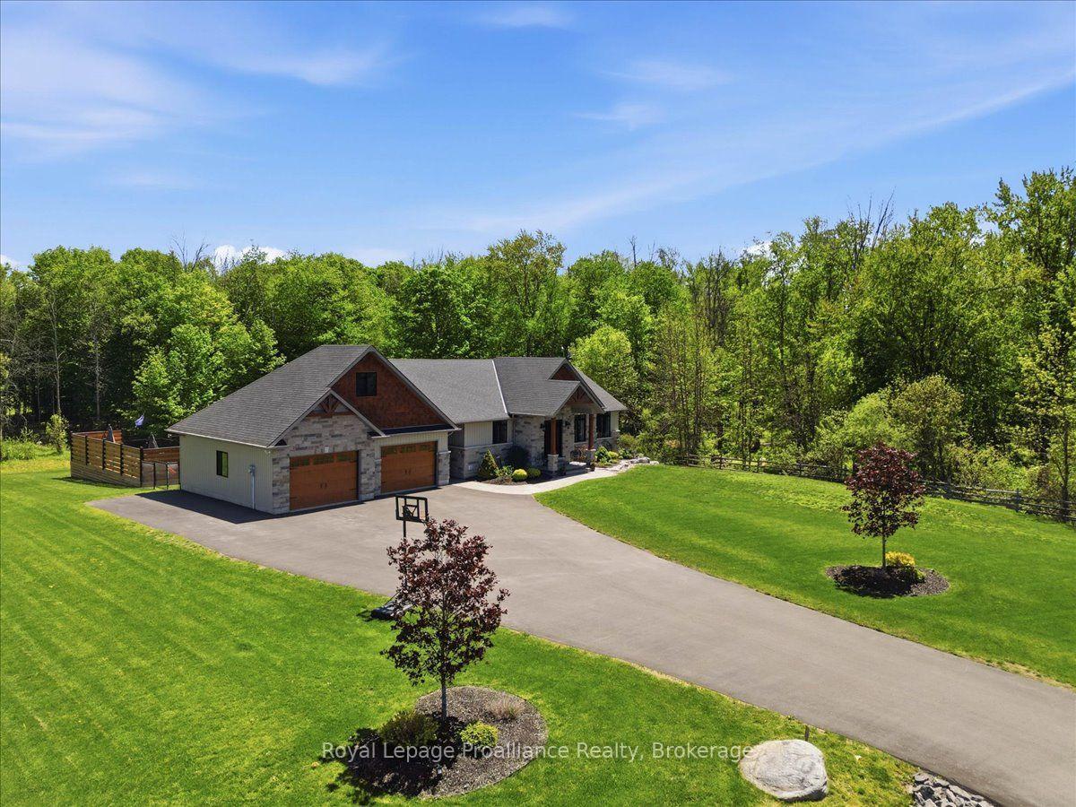 Photo 5 of 63 Hiddenvalley Drive, Belleville, Thurlow Ward — HOMEH