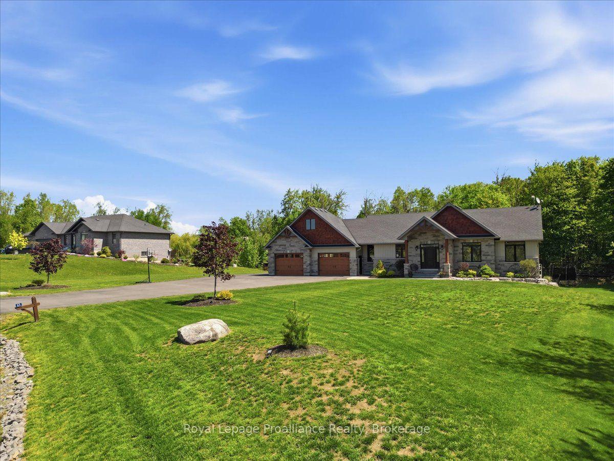 Photo 9 of 63 Hiddenvalley Drive, Belleville, Thurlow Ward — HOMEH