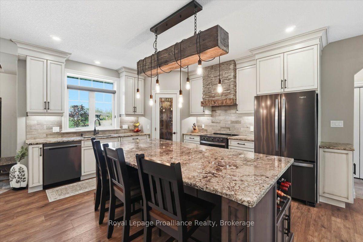 Photo 29 of 63 Hiddenvalley Drive, Belleville, Thurlow Ward — HOMEH