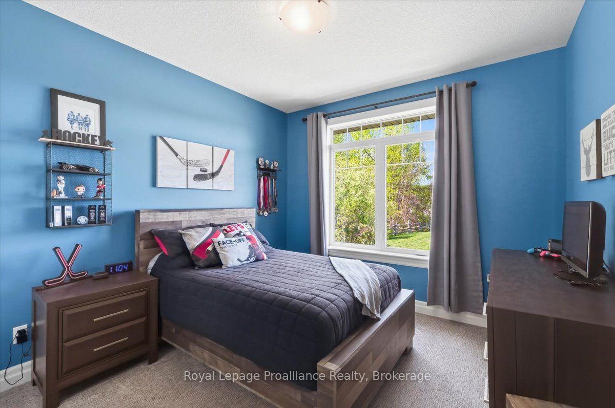 Photo 43 of 63 Hiddenvalley Drive, Belleville, Thurlow Ward — HOMEH