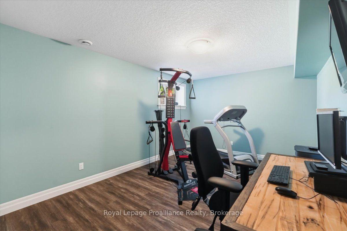 Photo 65 of 63 Hiddenvalley Drive, Belleville, Thurlow Ward — HOMEH