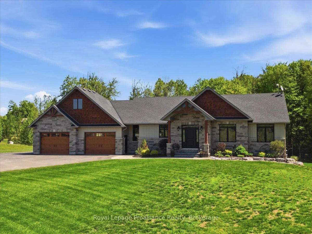 Photo 4 of 63 Hiddenvalley Drive, Belleville, Thurlow Ward — HOMEH