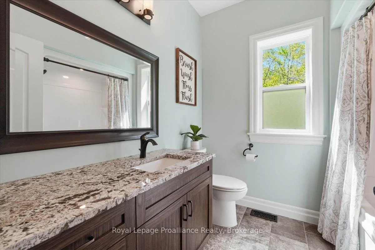 Photo 52 of 63 Hiddenvalley Drive, Belleville, Thurlow Ward — HOMEH