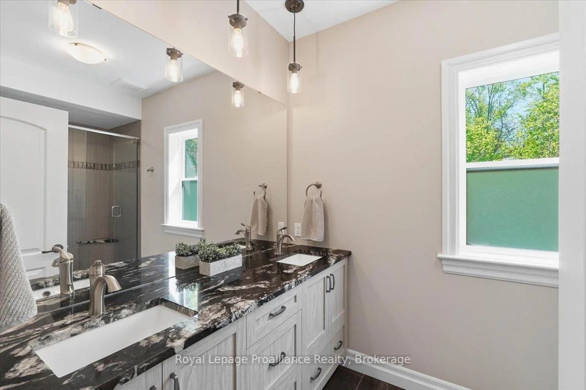 Photo 58 of 63 Hiddenvalley Drive, Belleville, Thurlow Ward — HOMEH
