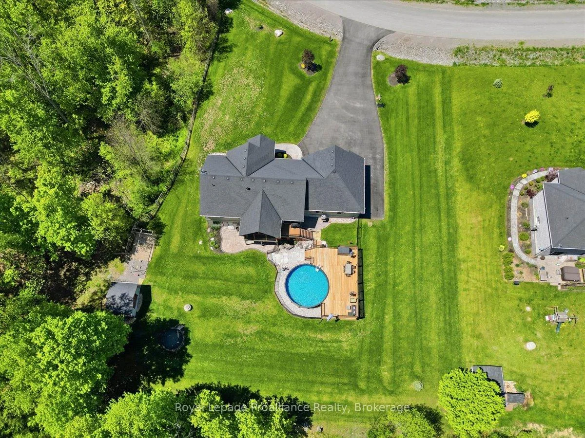 Photo 86 of 63 Hiddenvalley Drive, Belleville, Thurlow Ward — HOMEH