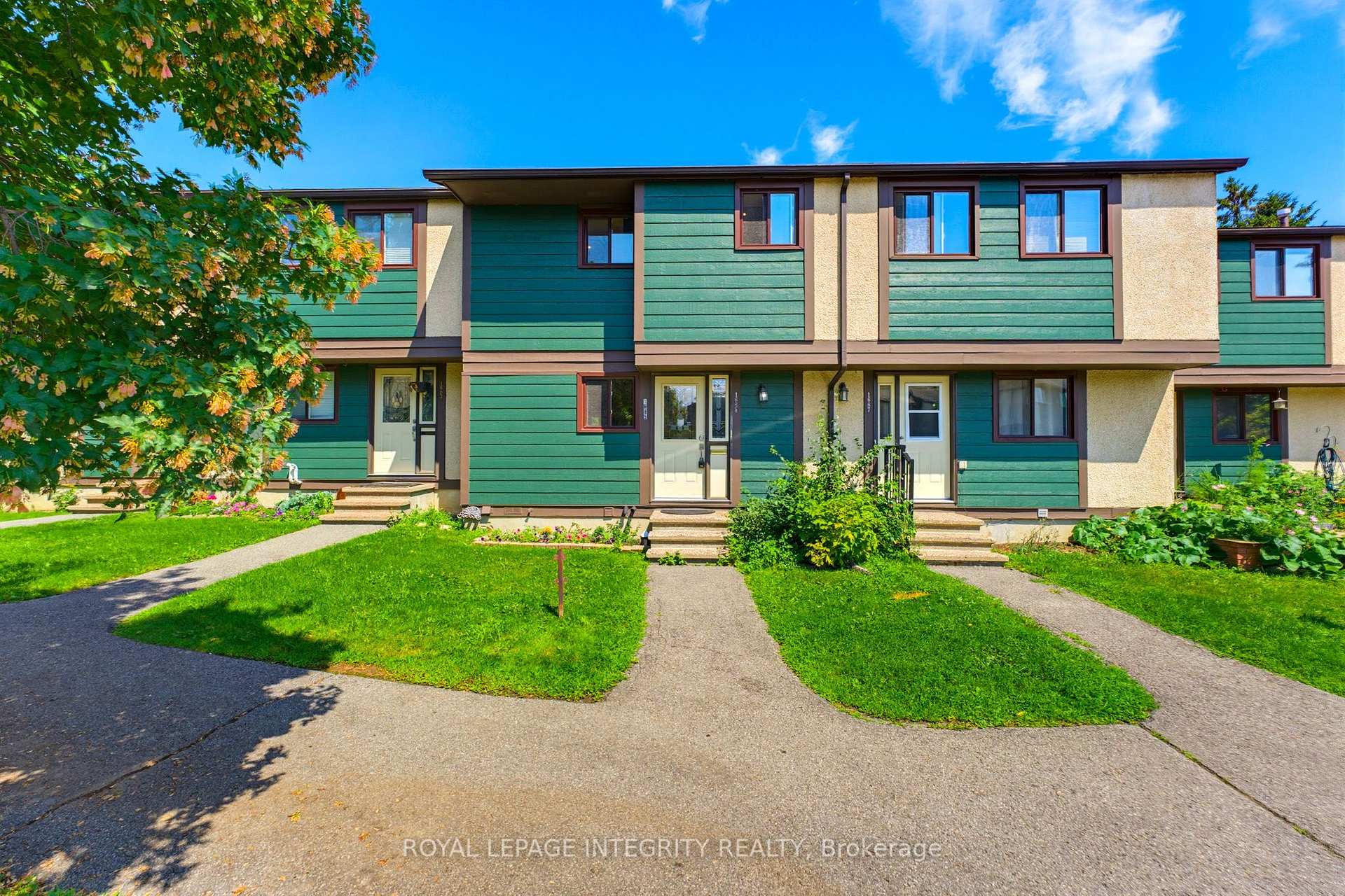 Photo 2 of Unit 46, 1685 Meadowbrook Road, Ottawa, Pineview — HOMEH