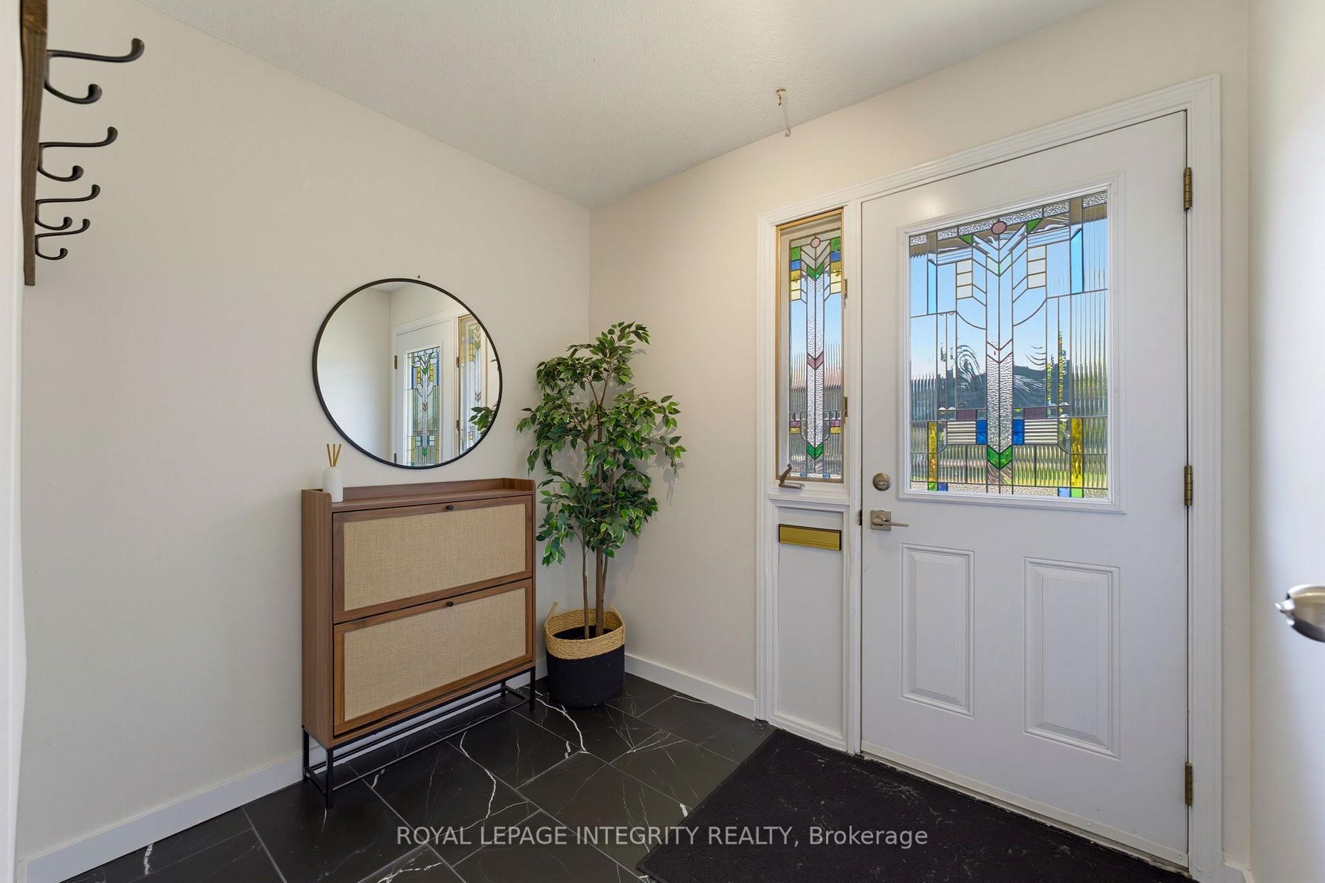 Photo 4 of Unit 46, 1685 Meadowbrook Road, Ottawa, Pineview — HOMEH