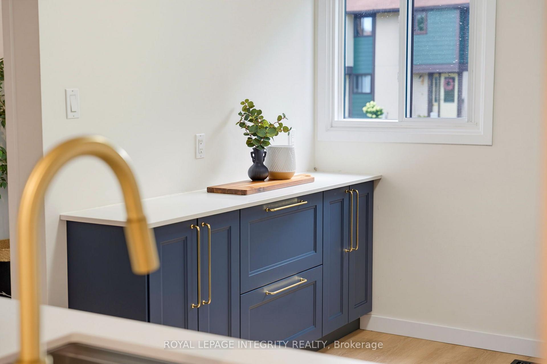 Photo 11 of Unit 46, 1685 Meadowbrook Road, Ottawa, Pineview — HOMEH