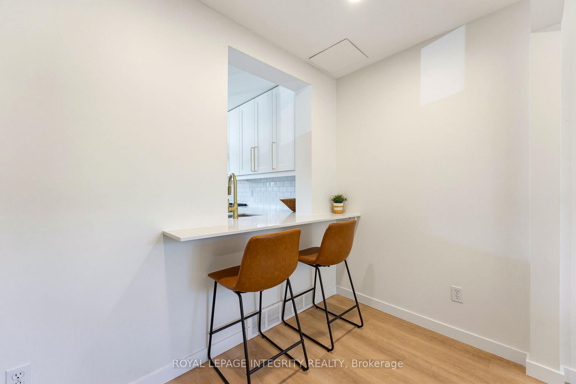 Photo 12 of Unit 46, 1685 Meadowbrook Road, Ottawa, Pineview — HOMEH