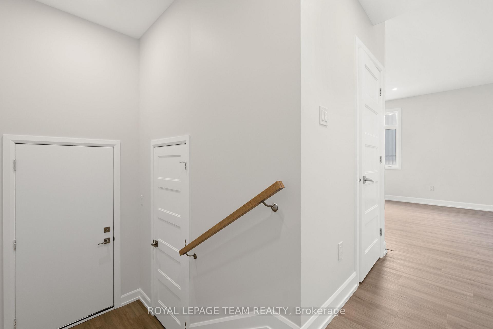 Photo 3 of Unit B, 6952 Notre Dame Street, Ottawa, Chateauneuf — HOMEH