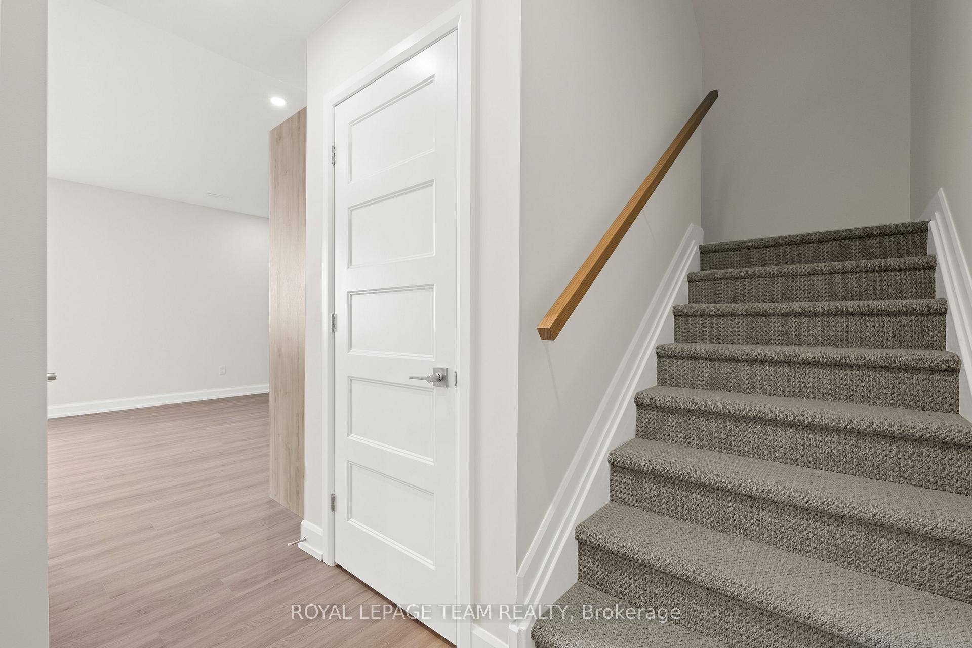 Photo 11 of Unit B, 6952 Notre Dame Street, Ottawa, Chateauneuf — HOMEH