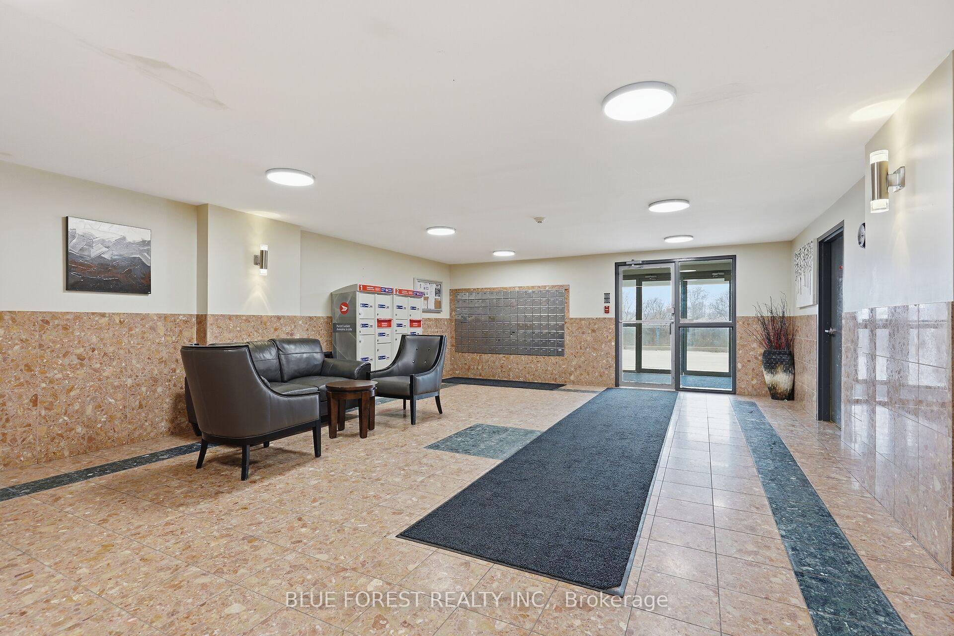 Photo 4 of Unit 607, 30 Chapman Court, London, North I — HOMEH