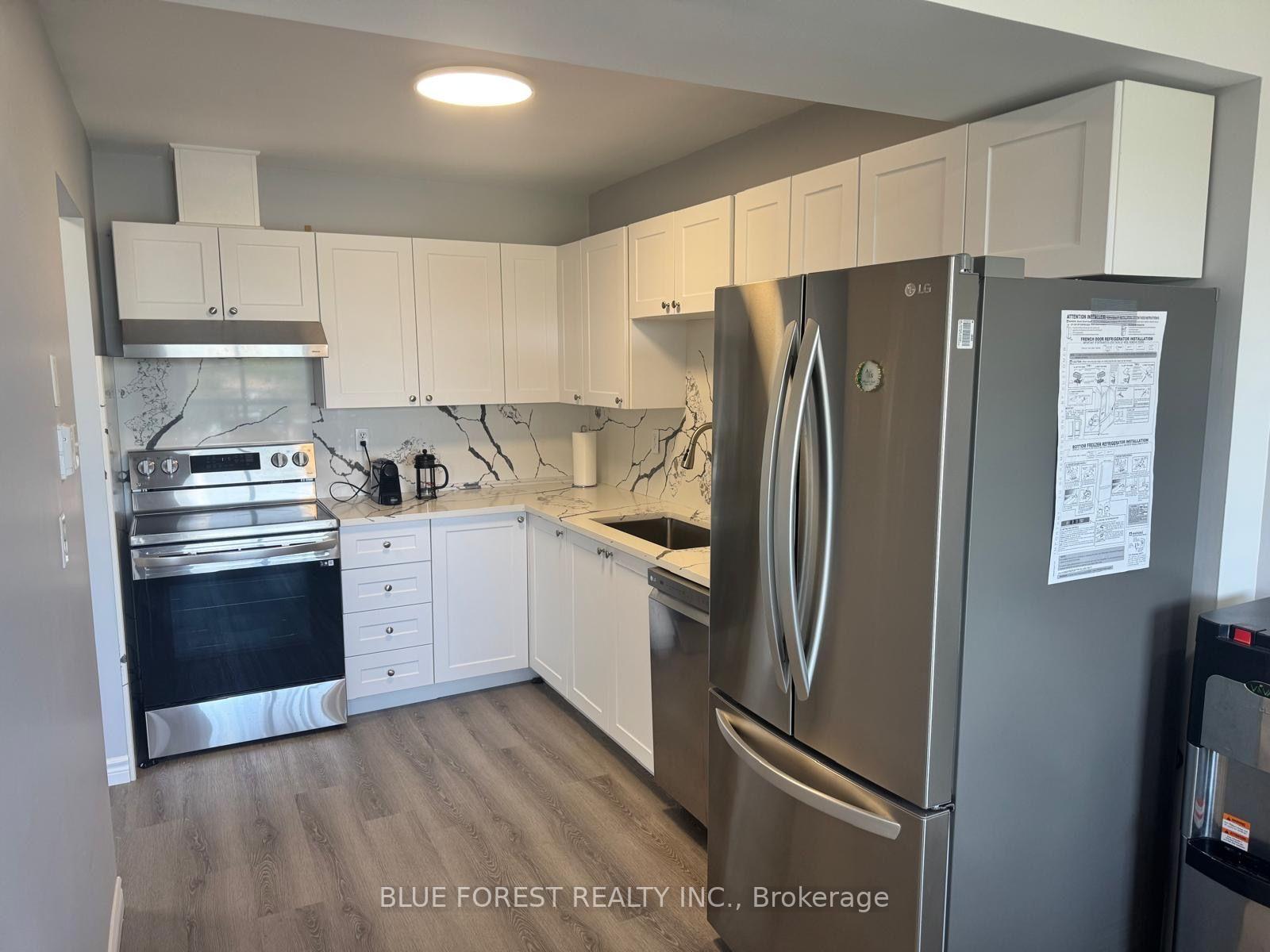 Photo 6 of Unit 607, 30 Chapman Court, London, North I — HOMEH