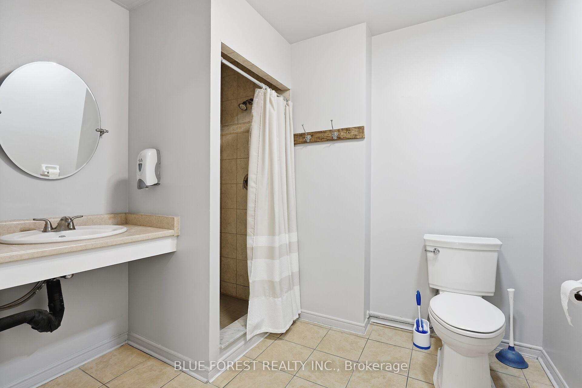 Photo 22 of Unit 607, 30 Chapman Court, London, North I — HOMEH