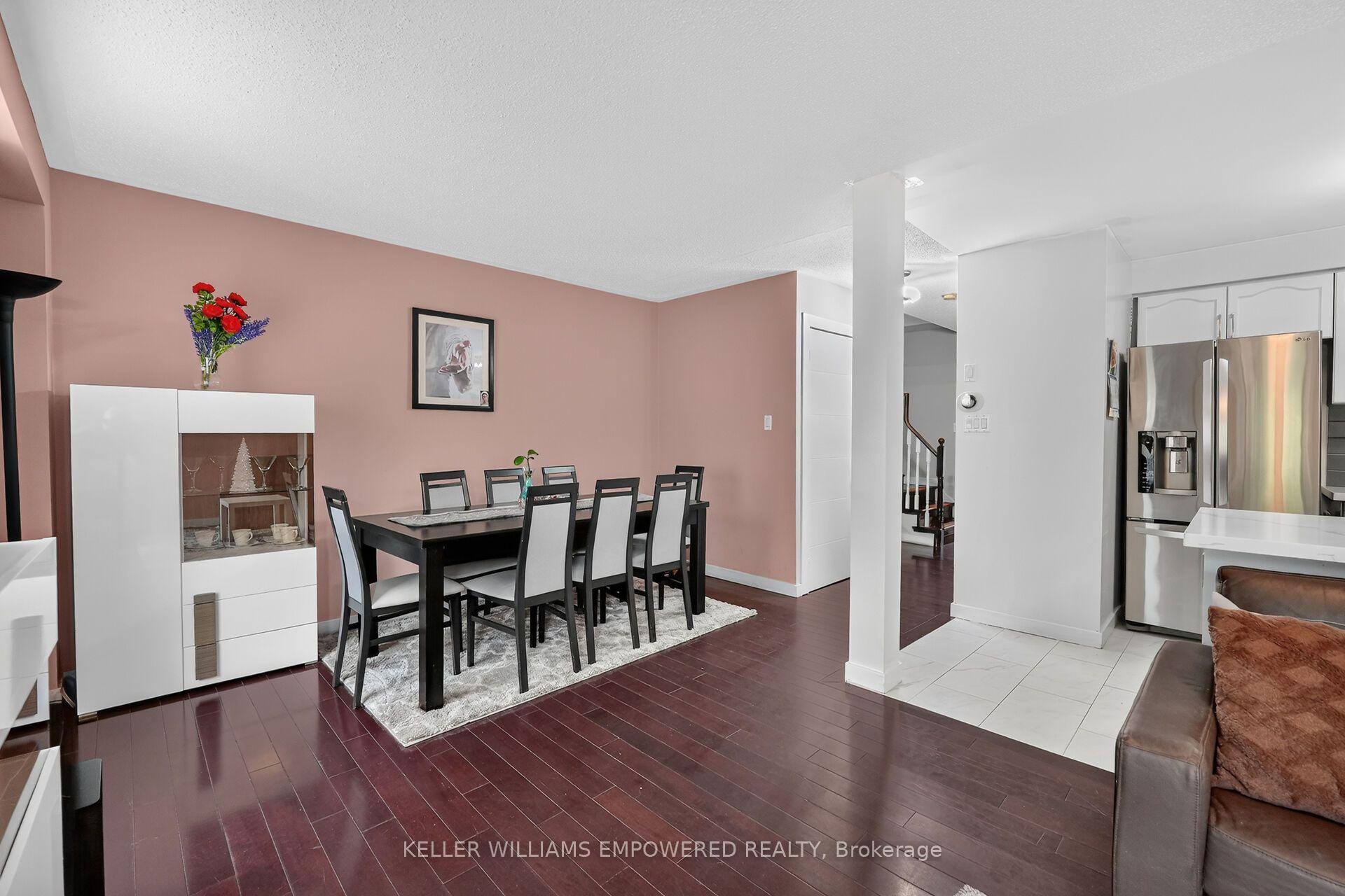 Photo 4 of 62 Earl Grey Crescent, Brampton, Fletcher's Meadow — HOMEH