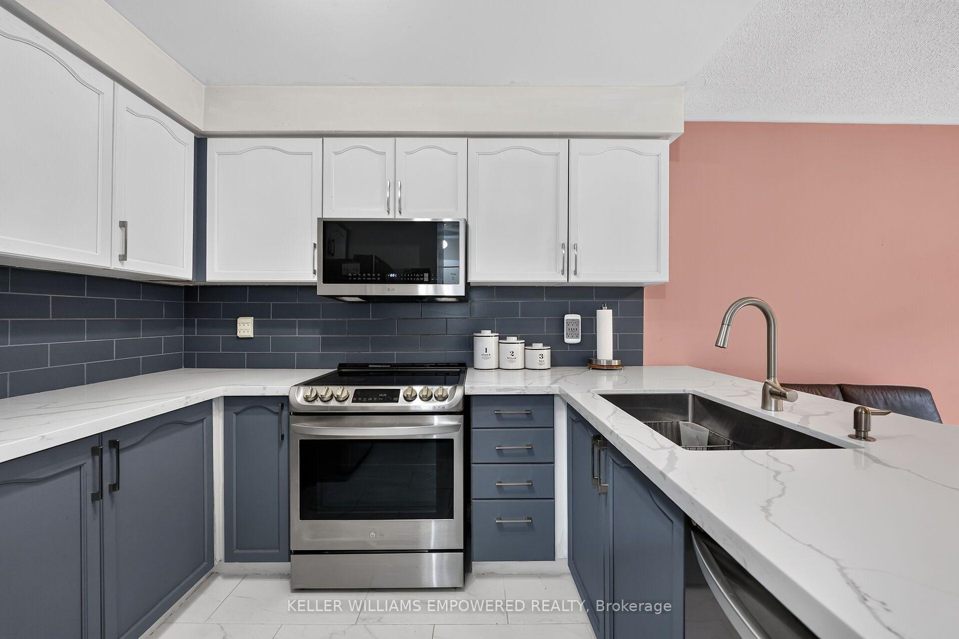 Photo 12 of 62 Earl Grey Crescent, Brampton, Fletcher's Meadow — HOMEH