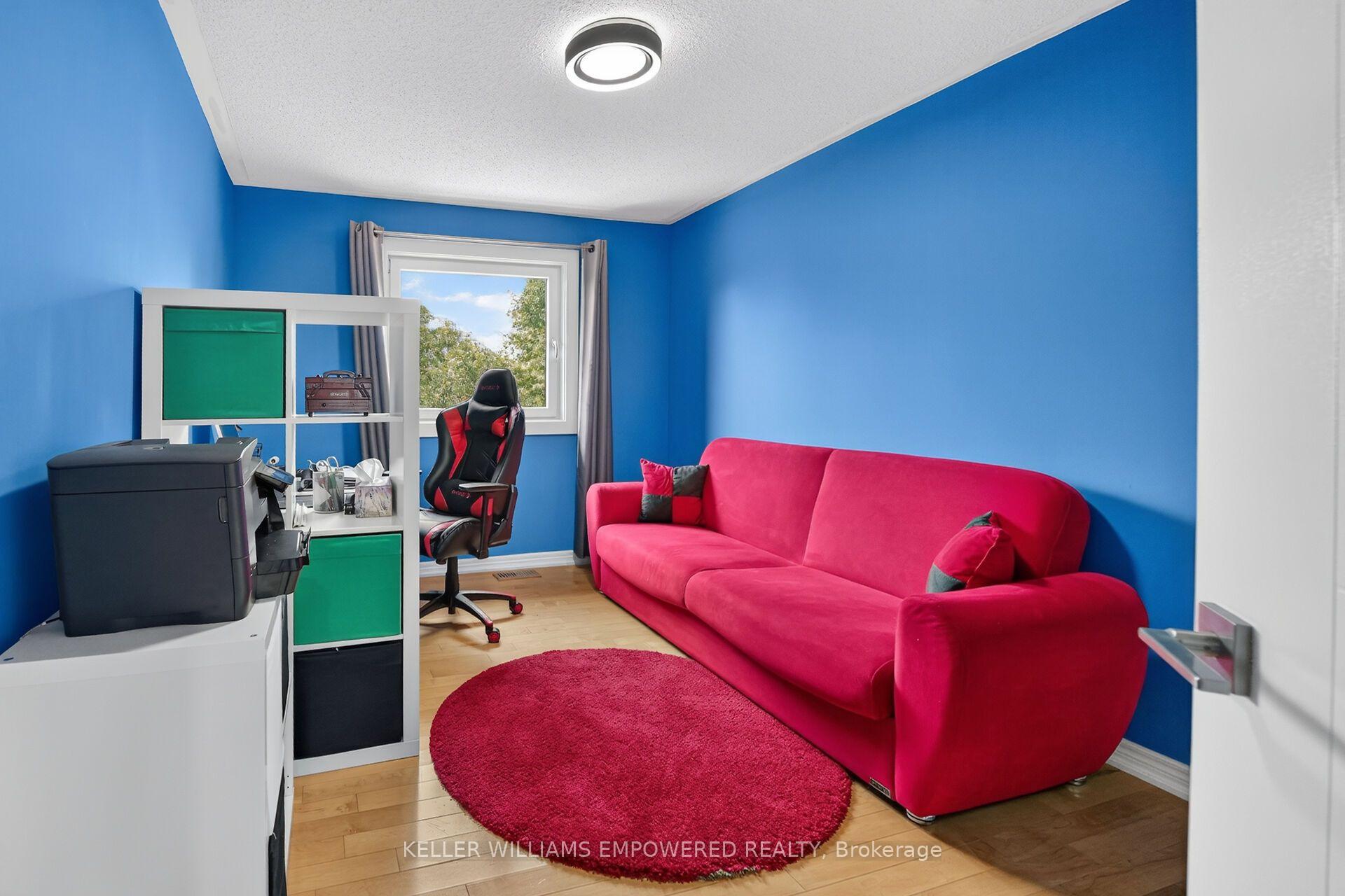 Photo 20 of 62 Earl Grey Crescent, Brampton, Fletcher's Meadow — HOMEH