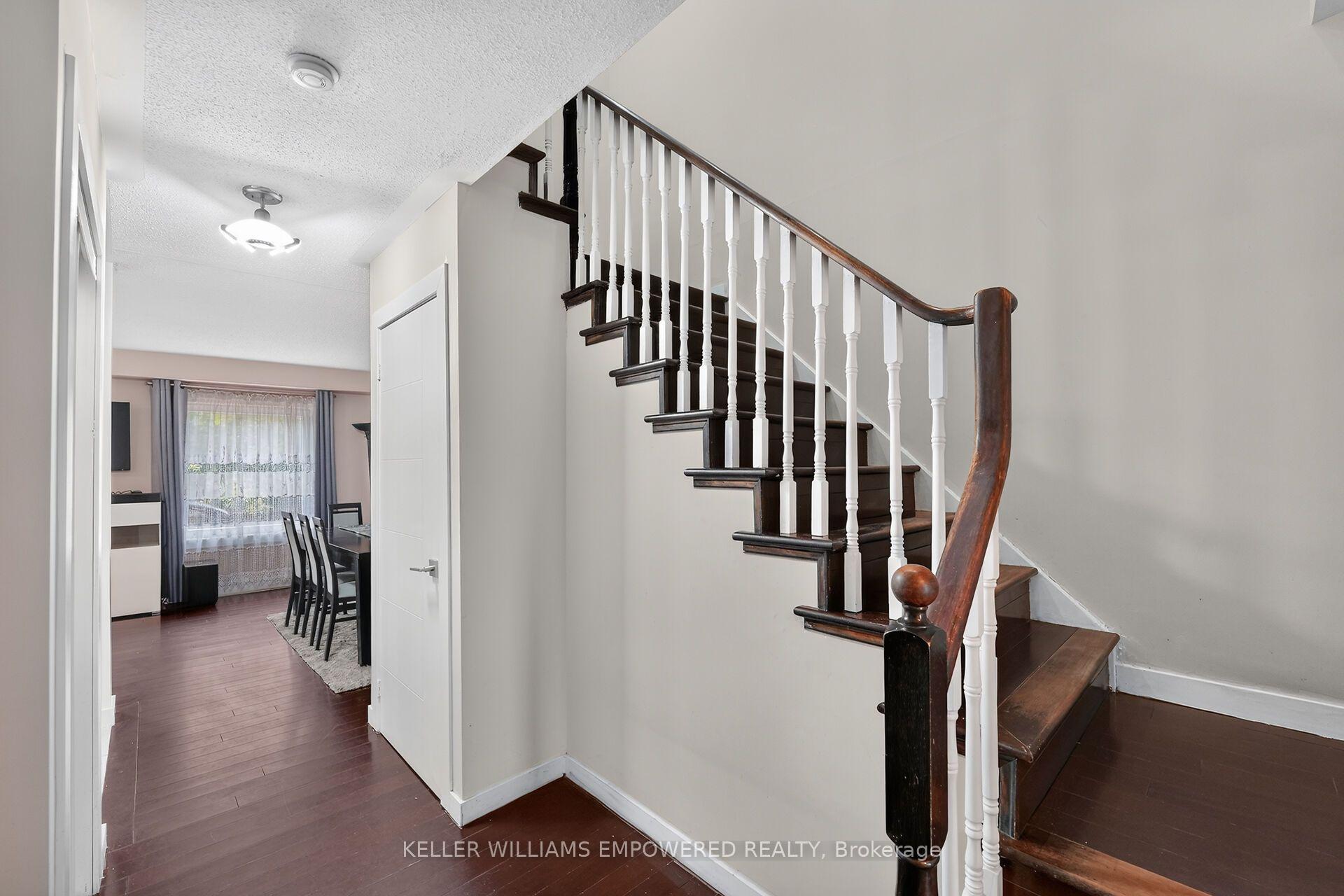 Photo 29 of 62 Earl Grey Crescent, Brampton, Fletcher's Meadow — HOMEH