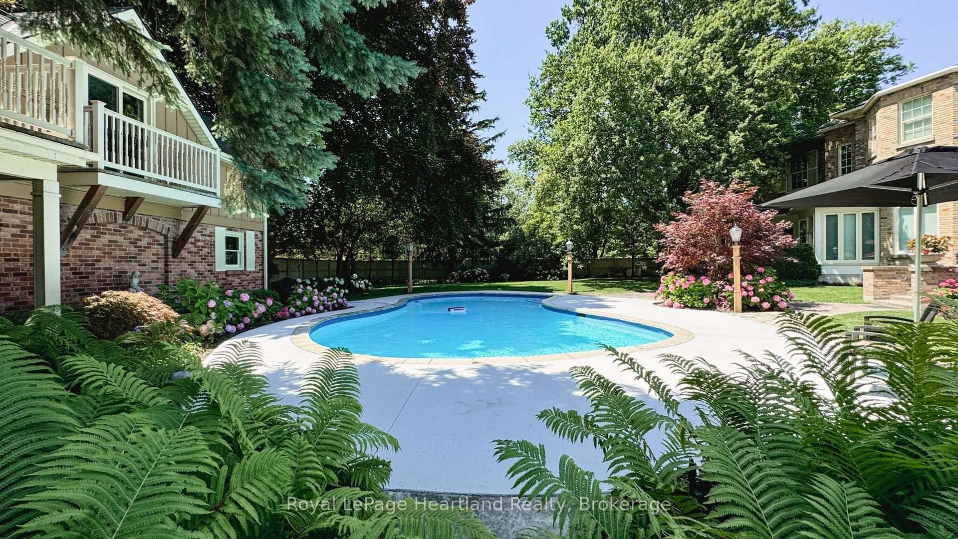 Photo 2 of Unit 100, 5 Cobourg Street, Goderich, Goderich (Town) — HOMEH