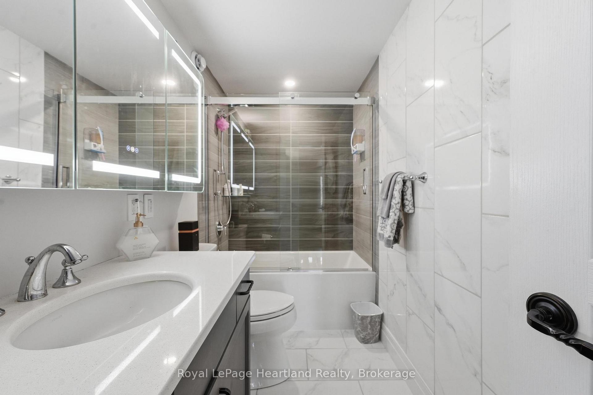 Photo 11 of Unit 100, 5 Cobourg Street, Goderich, Goderich (Town) — HOMEH