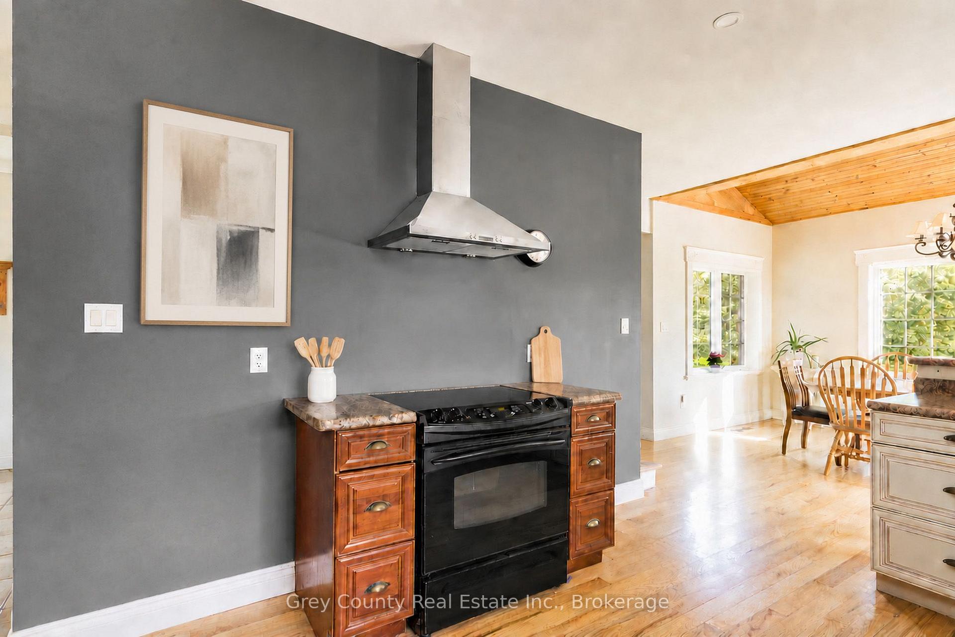 Photo 31 of 135260 9th Line, Grey Highlands — HOMEH