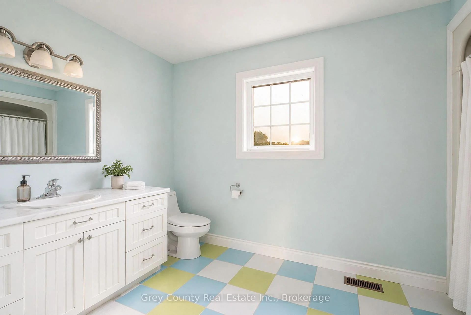 Photo 60 of 135260 9th Line, Grey Highlands — HOMEH