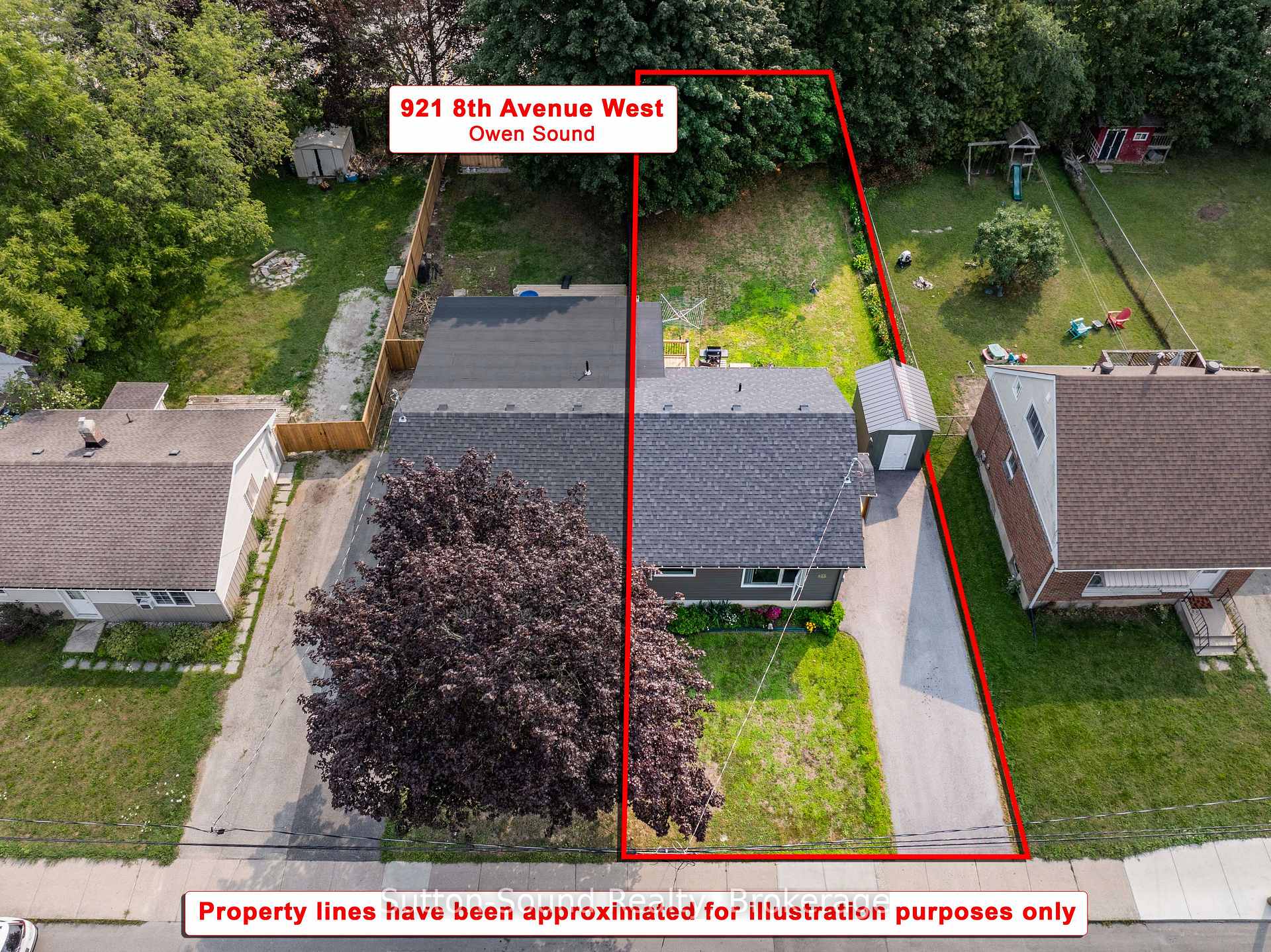 Photo of 921 8th Avenue W